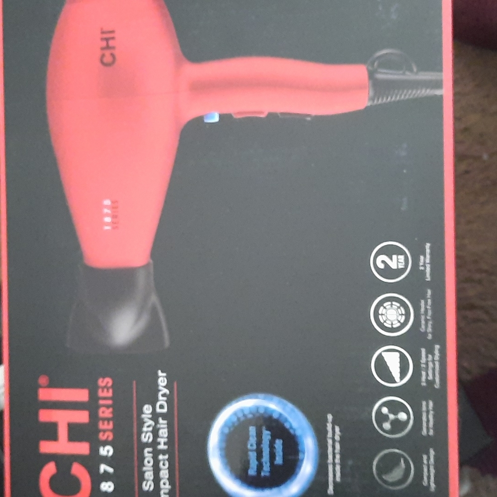 NIB Chi 1875 Series blow dryer